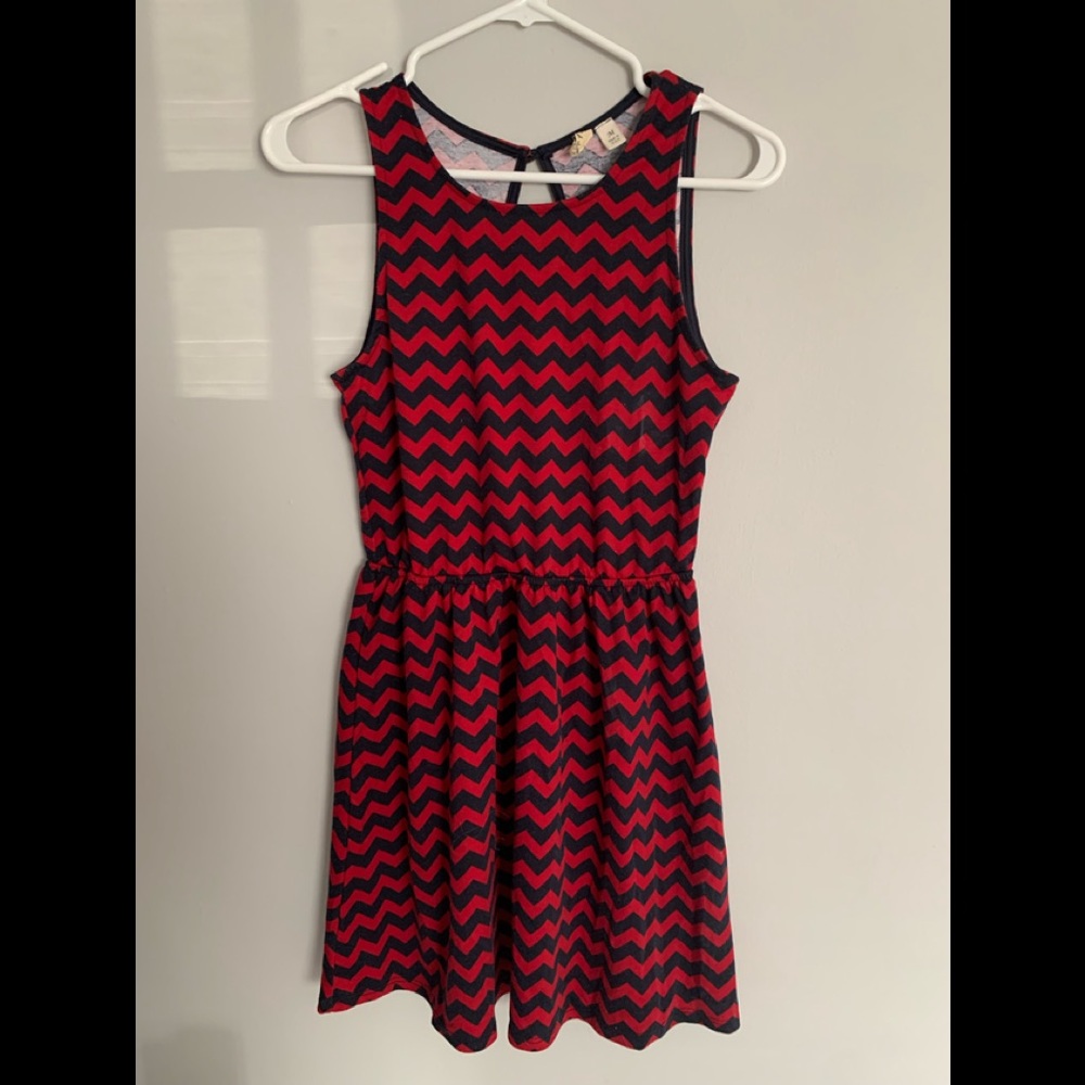 AE. Red and blue women’s sundress